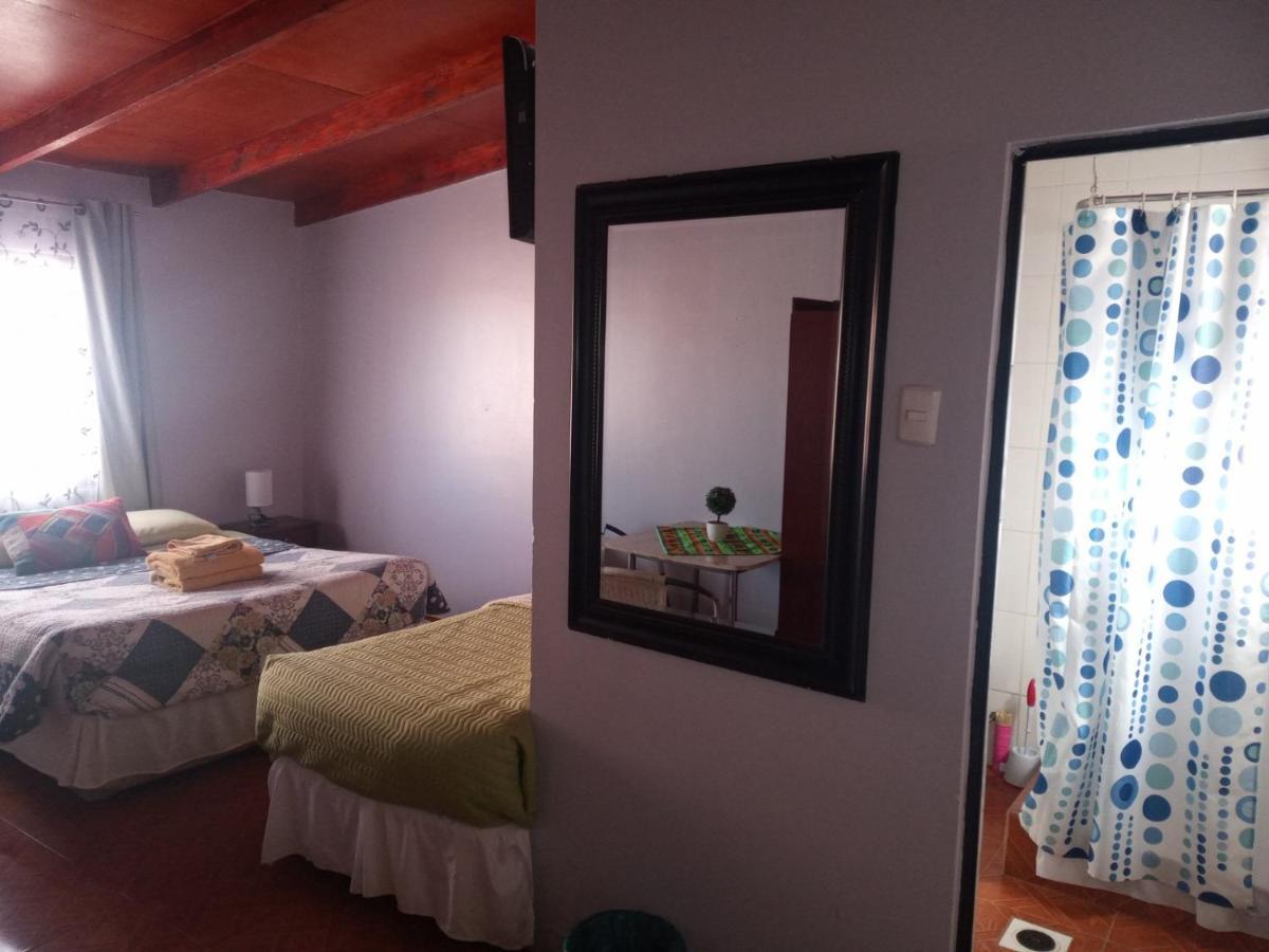 Hostal Nuevo Sol Y Viento Hostel ซานเปโดร เด อาตากามา ภายนอก รูปภาพ