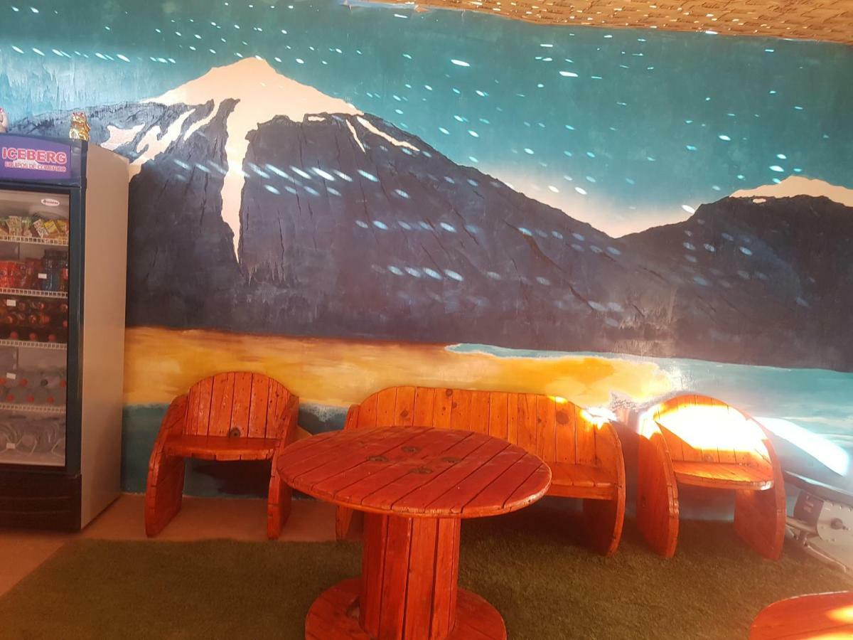Hostal Nuevo Sol Y Viento Hostel ซานเปโดร เด อาตากามา ภายนอก รูปภาพ